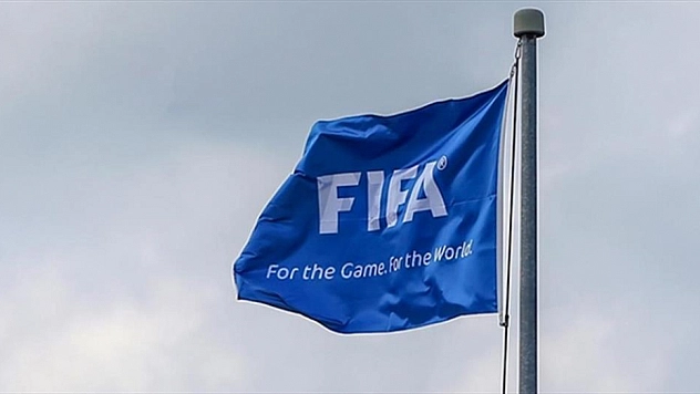FIFA'dan şok karar: 3 dönem oyuncu alamayacak