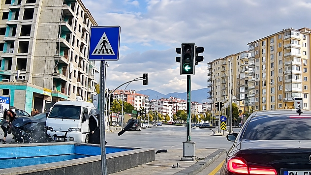Fren sesini duyan neye uğradığını şaşırdı: İki kadın ölümün eşiğinden döndü!