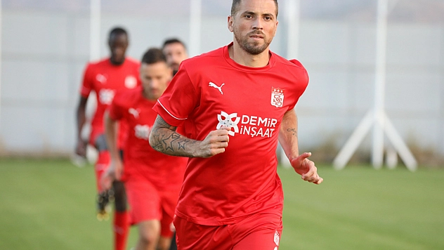 Futbolculara vergi şoku!