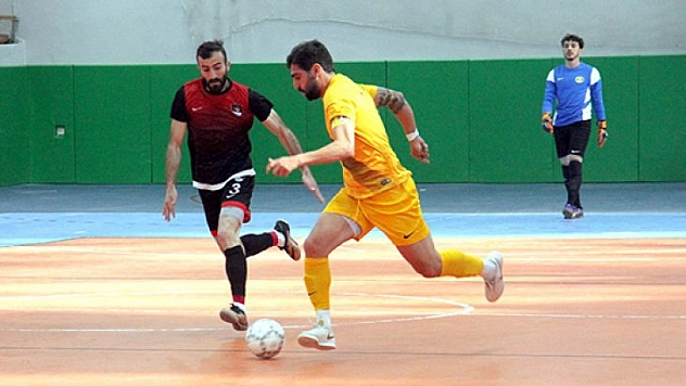Futsal ligi başladı