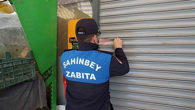 Tarihi geçmiş ürün satan 3 market kapatıldı