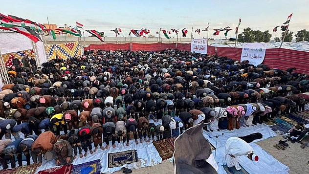 Gazze'de bayram tekbirleri enkaz arasında yükseldi