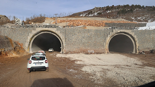 Geminbeli Tüneli'nde sona yaklaşıldı