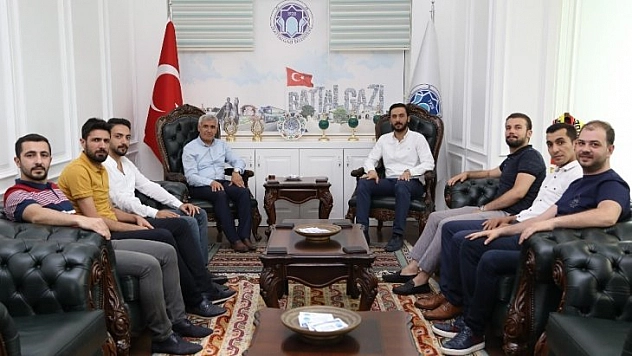 Çok çalışmalıyız