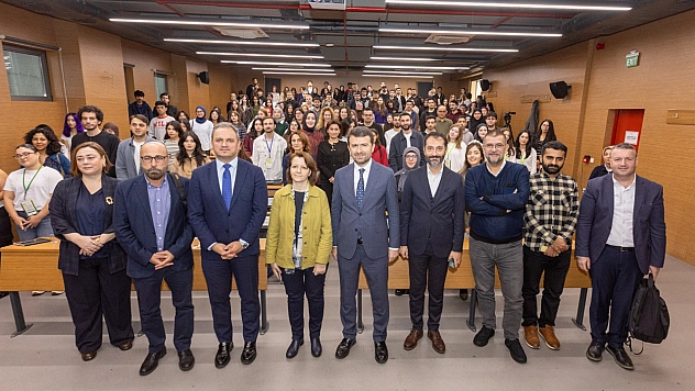 Genel Müdür Abdulkadir Çay, öğrencilerle buluştu