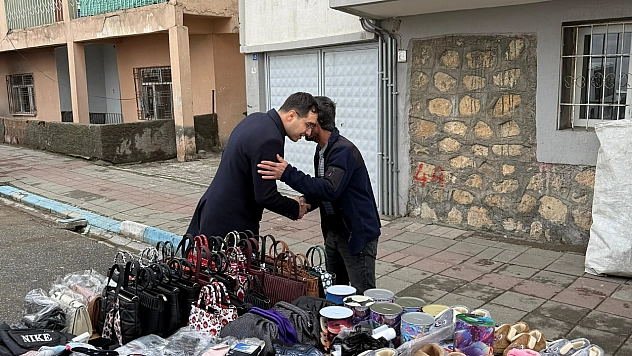 Gercüş Kaymakamı Öztaş, pazar esnafı bile bir araya geldi