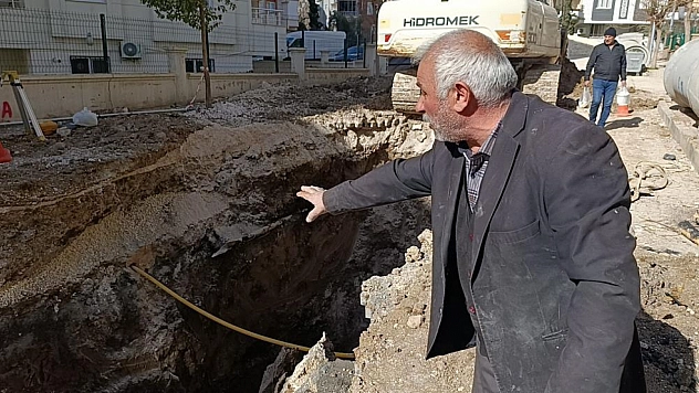 Göçük altında kalan 2 işçi kurtarıldı