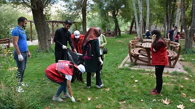 Gönüllü çevre temizliği