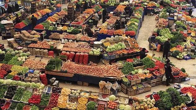 Görüntü kirliliği oluşturan pazarın yerini modern pazar alacak…