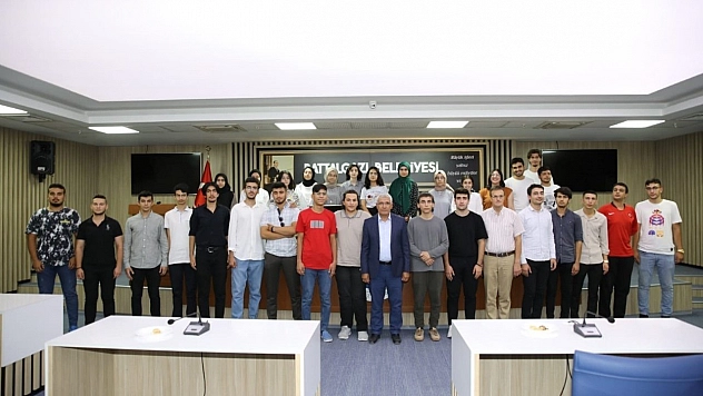 Başarılı öğrencilere ödül