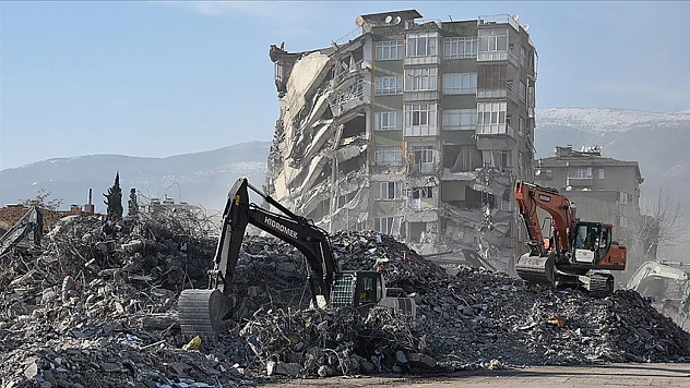 Gülmez: Deprem Haftası hamasi nutuklarla değil, hesaplaşmayla geçmeli
