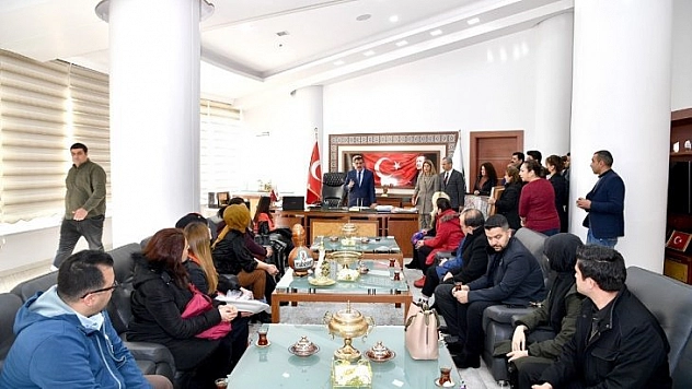 Yeni şeyler ortaya çıkarmalıyız
