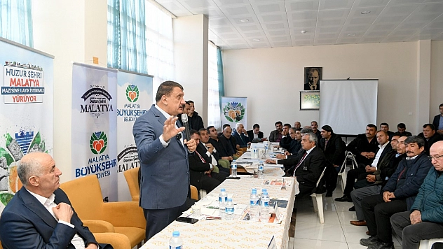 Gürkan muhtarlarla beraber