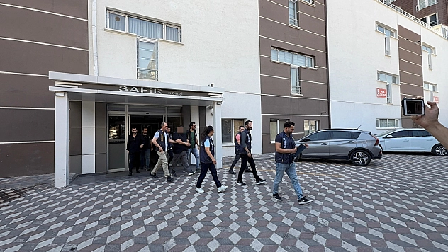 Halk arasında endişe korku ve panik oluşturmak suçundan gözaltına alındı