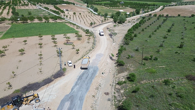 Hanımınçiftliği ve Göller'de yollar yenileniyor
