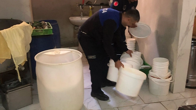 Hatay'da 220 kilo süt ve süt ürünleri imha edildi