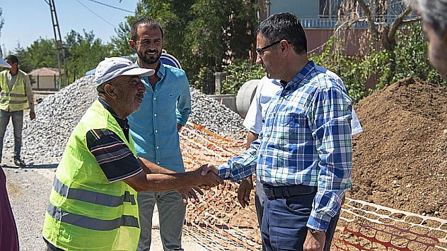 Kanalizasyon hattı yenileniyor