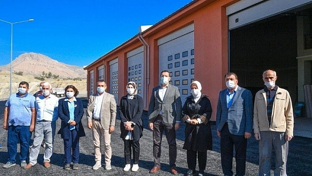 Sanayi sitesi asfalta kavuştu