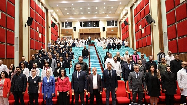 Hemşireler ve ebeler günü kutlandı