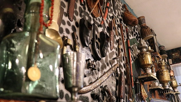 Hurdacıdan alınan demliğin hikâyesi: Binlerce antika bulunuyor!