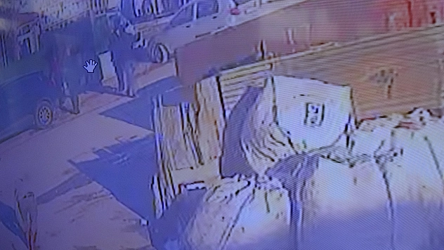 Hurdacılar Sitesi'nde Silahlar Konuştu: 1'i Ağır 4 Yaralı