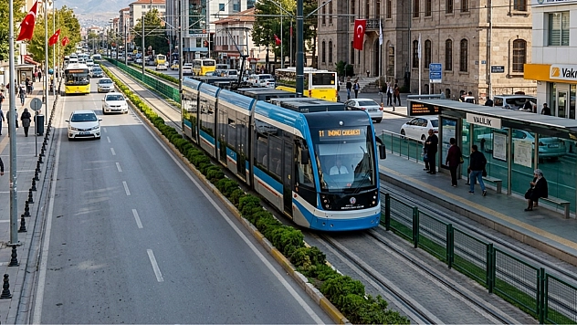 İhaleler tamamlandı! Malatya'ya hızlı tren ve şehir içi banliyö hattı geliyor...