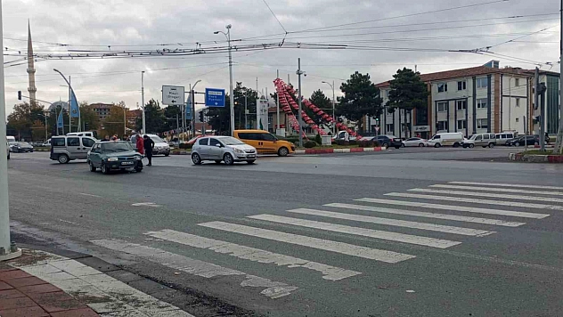 Malatya'da trafik kazası: Maddi hasar