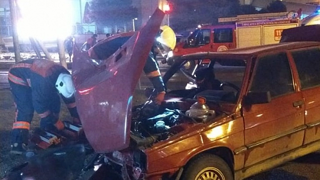 İki kaza 3 yaralı