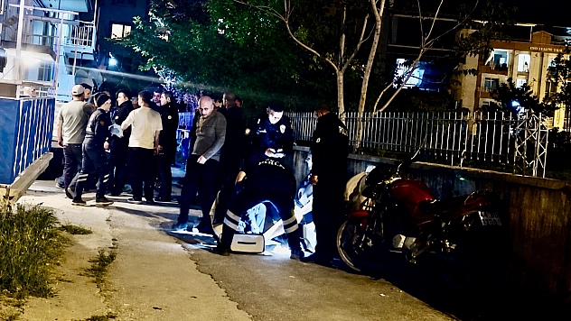 İki kişi bıçakla yaralandı