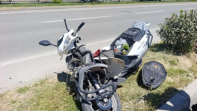 İki motosiklet çarpıştı: 2 yaralı