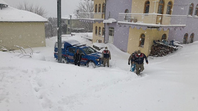İlacını jandarma getirdi