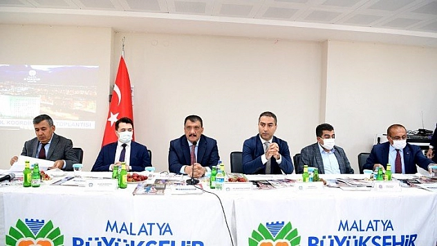 'Makamlar hizmet yerleridir'