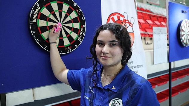 İngiltere'den altın madalyayla döndü