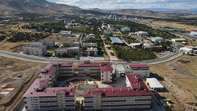İnönü Üniversitesi'nden yurt açıklaması! Sorumlusu KYK