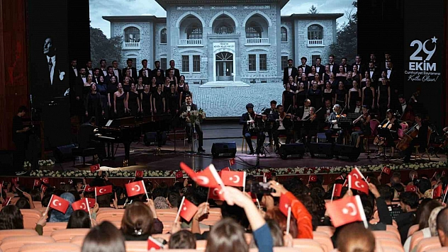 İnönü Üniversitesinde Cumhuriyetin Ezgileri yankılandı