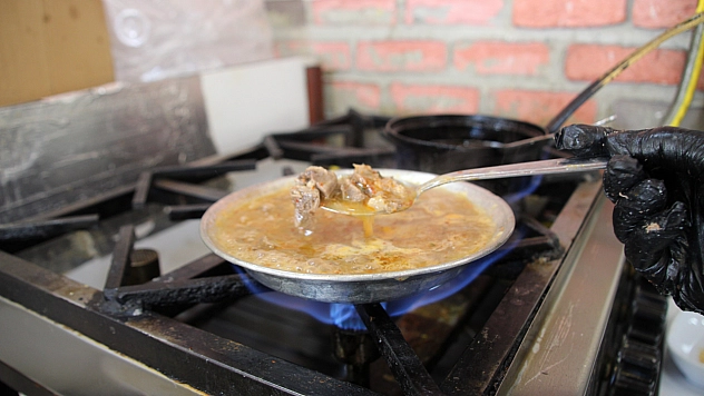 İşini aşkla yapıyor! Malatyalılar bu lezzetten vazgeçemiyor..!