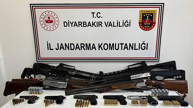Jandarma'dan ruhsatsız silah operasyonu
