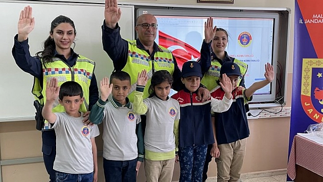 Jandarmadan trafik eğitimi