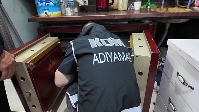 Kaçak elektronik eşya operasyonu: 5 gözaltı