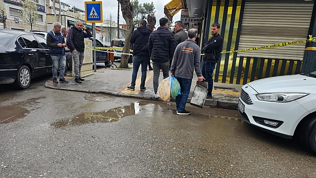 Kadın kılığında kuyumcuda soygun girişimi: 1 yaralı