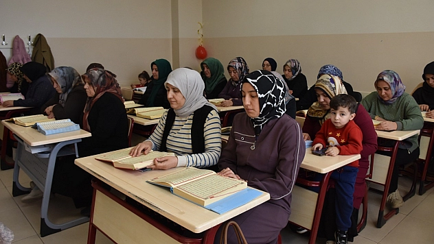 Kadınlardan mukabele geleneğine yoğun ilgi