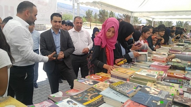 Kale'de kitap fuarı