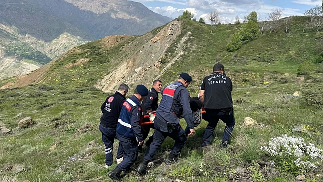 80 yaşındaki kadın uçurumdan düştü