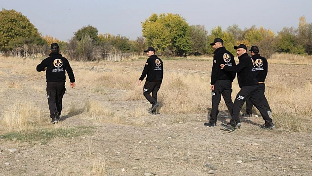 Kayıp çocuğu 250 kişilik ekip arıyor