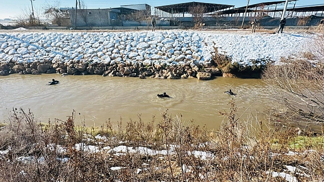 Kayıp sürücüyü arama çalışması devam ediyor