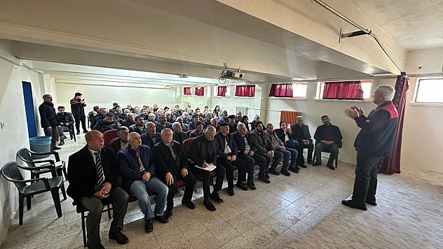 Kayısı bahçelerinde bahar mesaisi: Çiftçiye önemli tavsiyeler verildi
