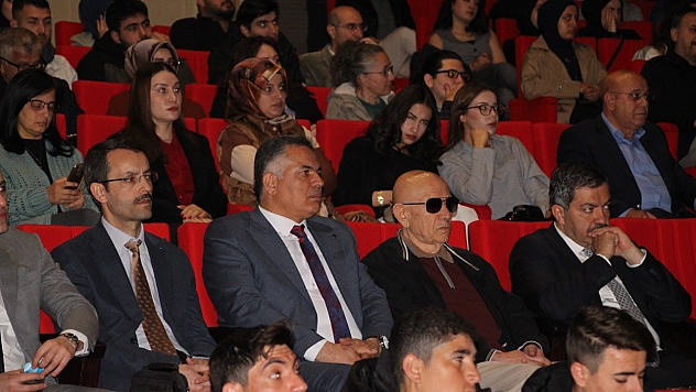 Malatya'nın tek kültürü kayısı: Yeterli değil, çeşitlendirilmeli....