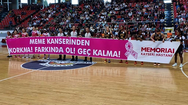 Kayseri Kadın Basketbol 'meme kanserine' dikkat çekti