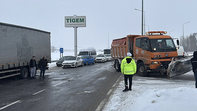 Kayseri-Malatya ve Sivas-Malatya kara yolları trafiğe açıldı