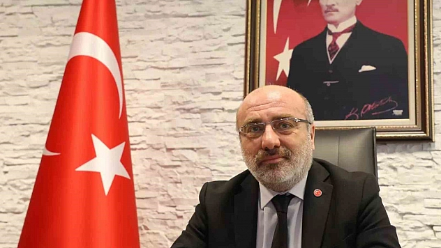 KAYÜ Rektörü, öğrencilerin bayramını kutladı